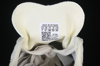 ULTRA BOOST 1.0 CLOUD