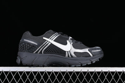 ZOOM VOMERO 5 SP WHITE/BLACK