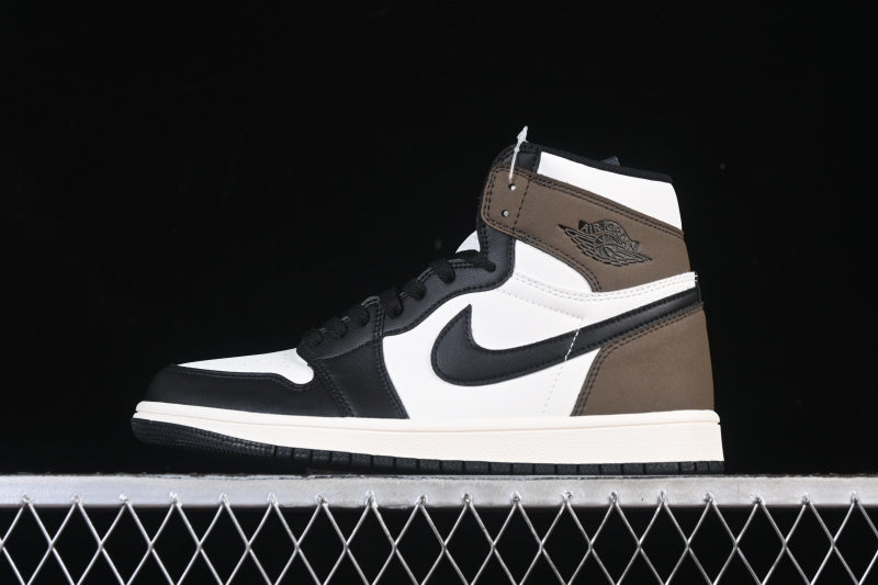 AIR JORDAN 1 HIGH OG AJ1