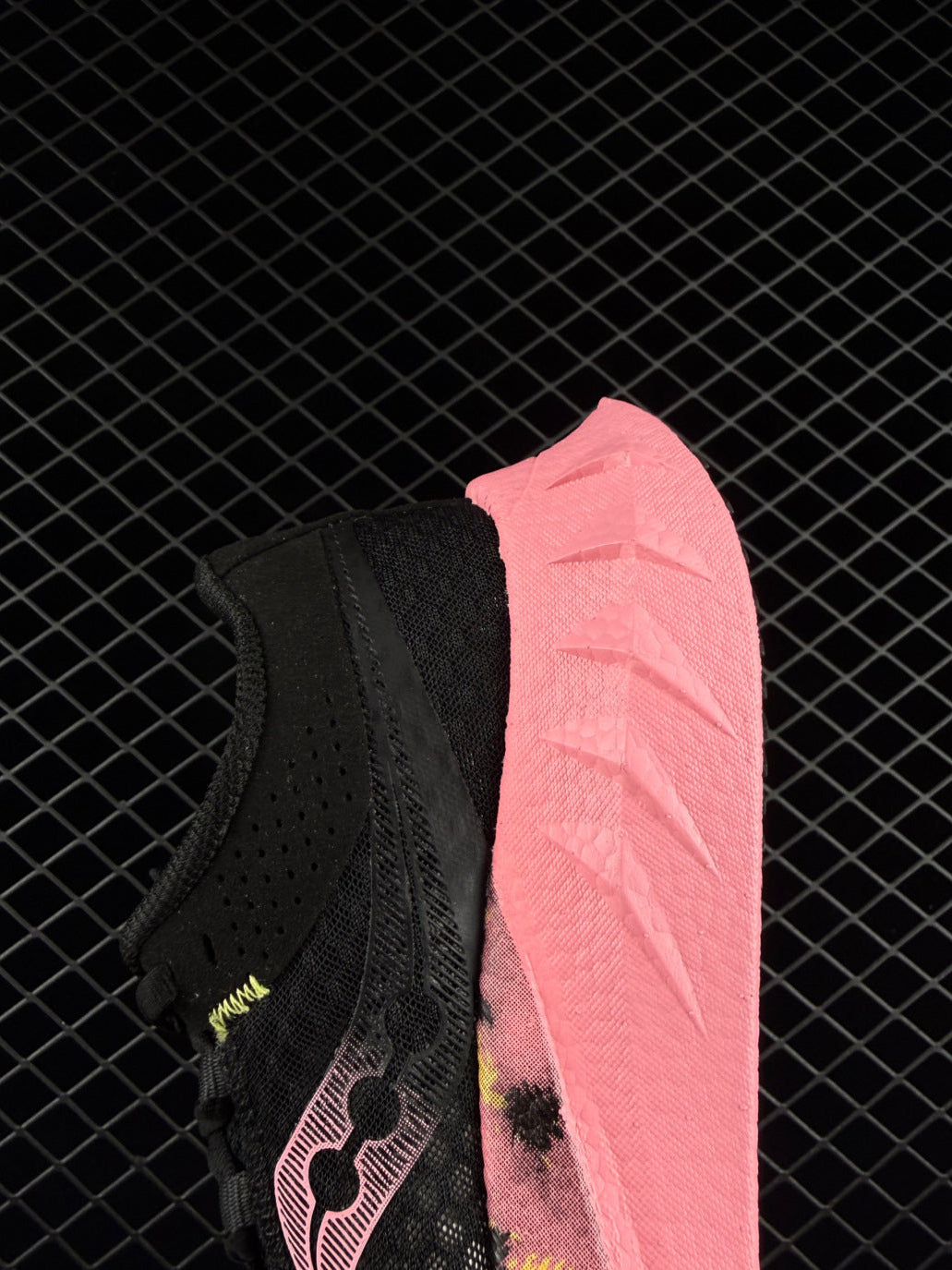 SAUCONY ENDORPHIN PRO4