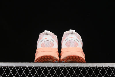 AIR ZOOM VOMERO 18
