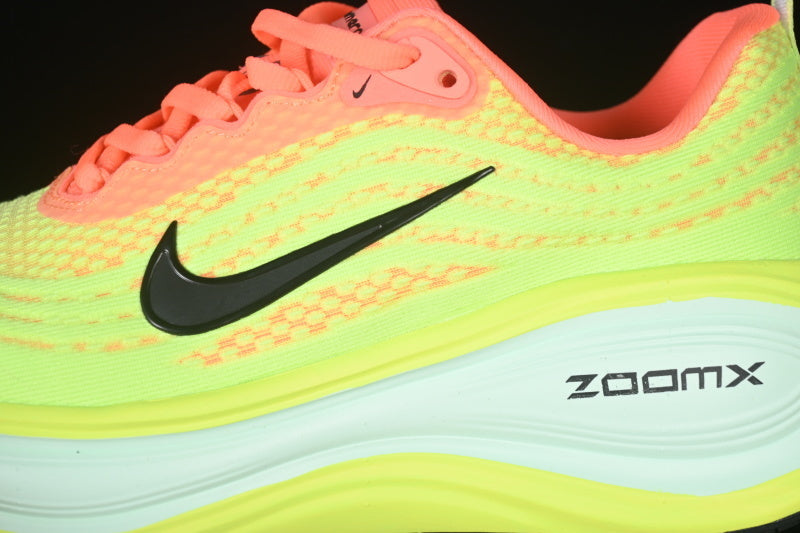 AIR ZOOM VOMERO PLUS