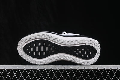 Nike Vomero 18