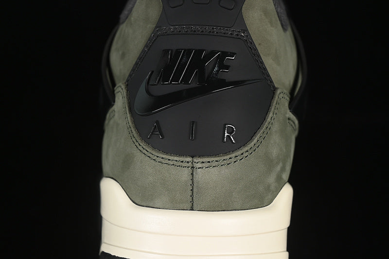 UNDEFEATED X AIR JORDAN 4 OG