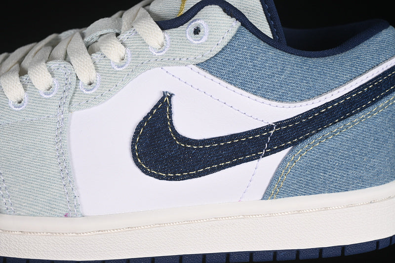 AIR JORDAN 1 LOW CANADIAN TUXEDO