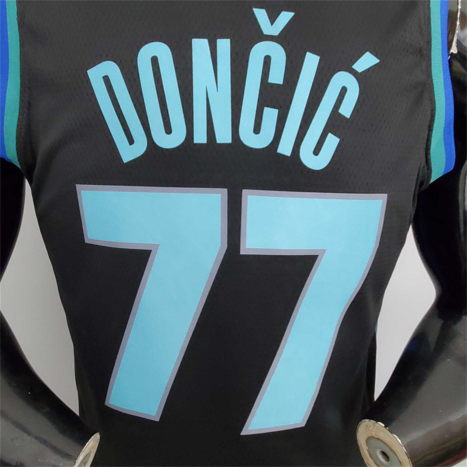Lone Ranger DONCIC#77 Big Bull Head Black