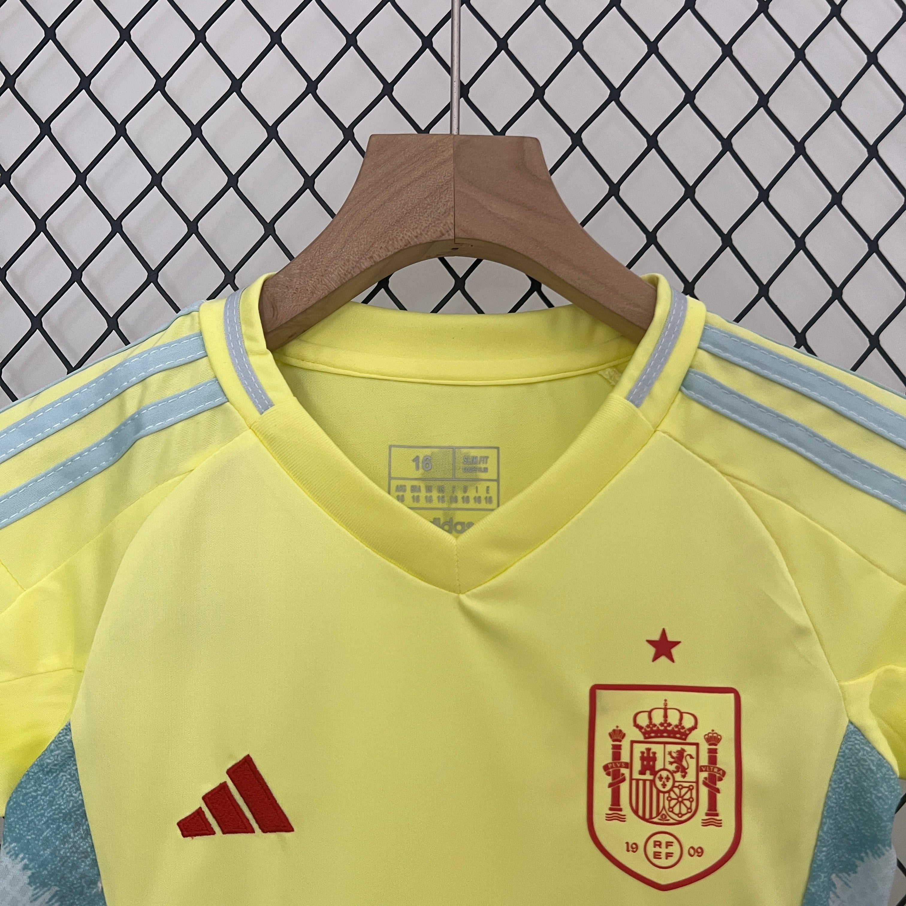 2024 Spain away kid kit