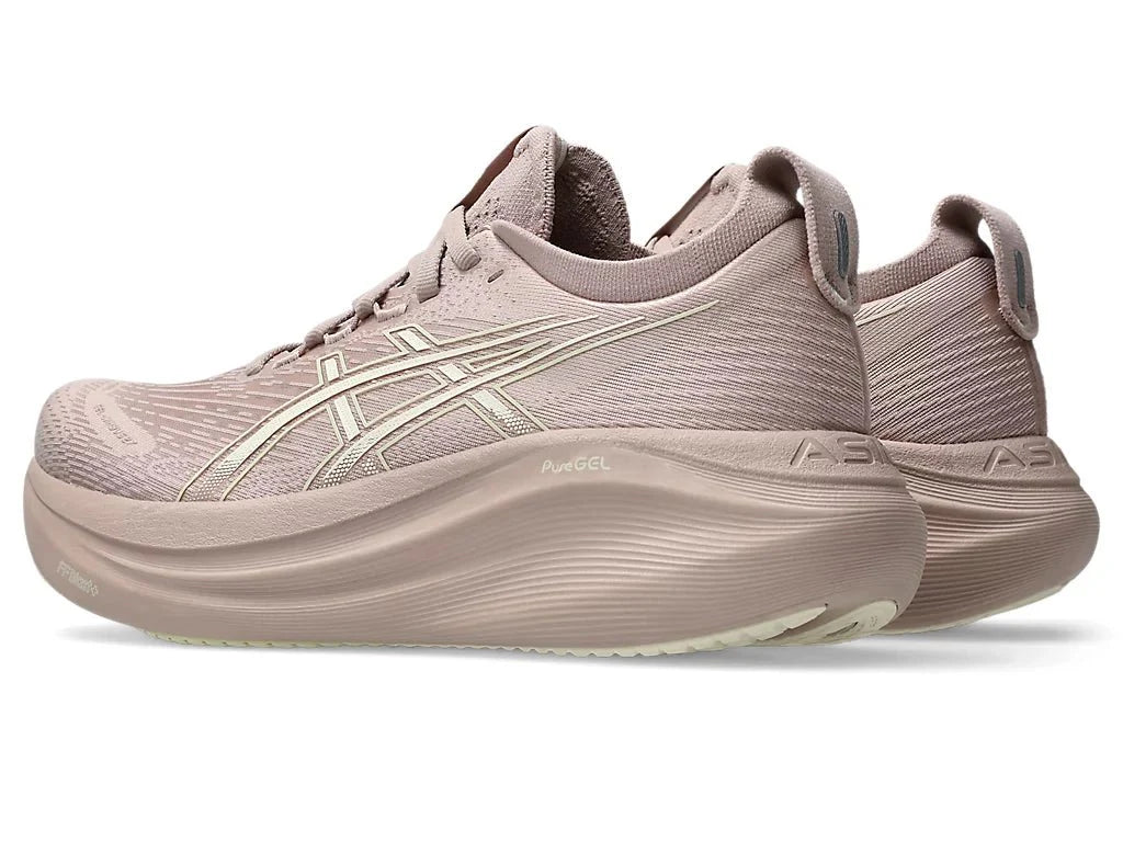 GEL - NIMBUS 27 - Royal Feet 2025