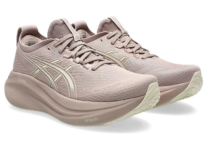 GEL - NIMBUS 27 - Royal Feet 2025