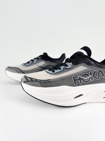 HOKA U CIELO X1 - Royal Feet 2025