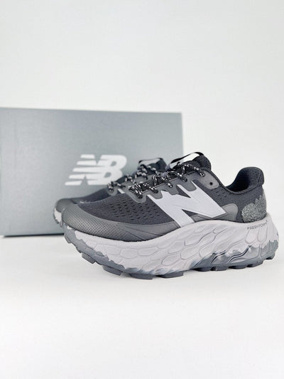 New Balance Fresh Foam X Trail More v3 - Royal Feet 2025