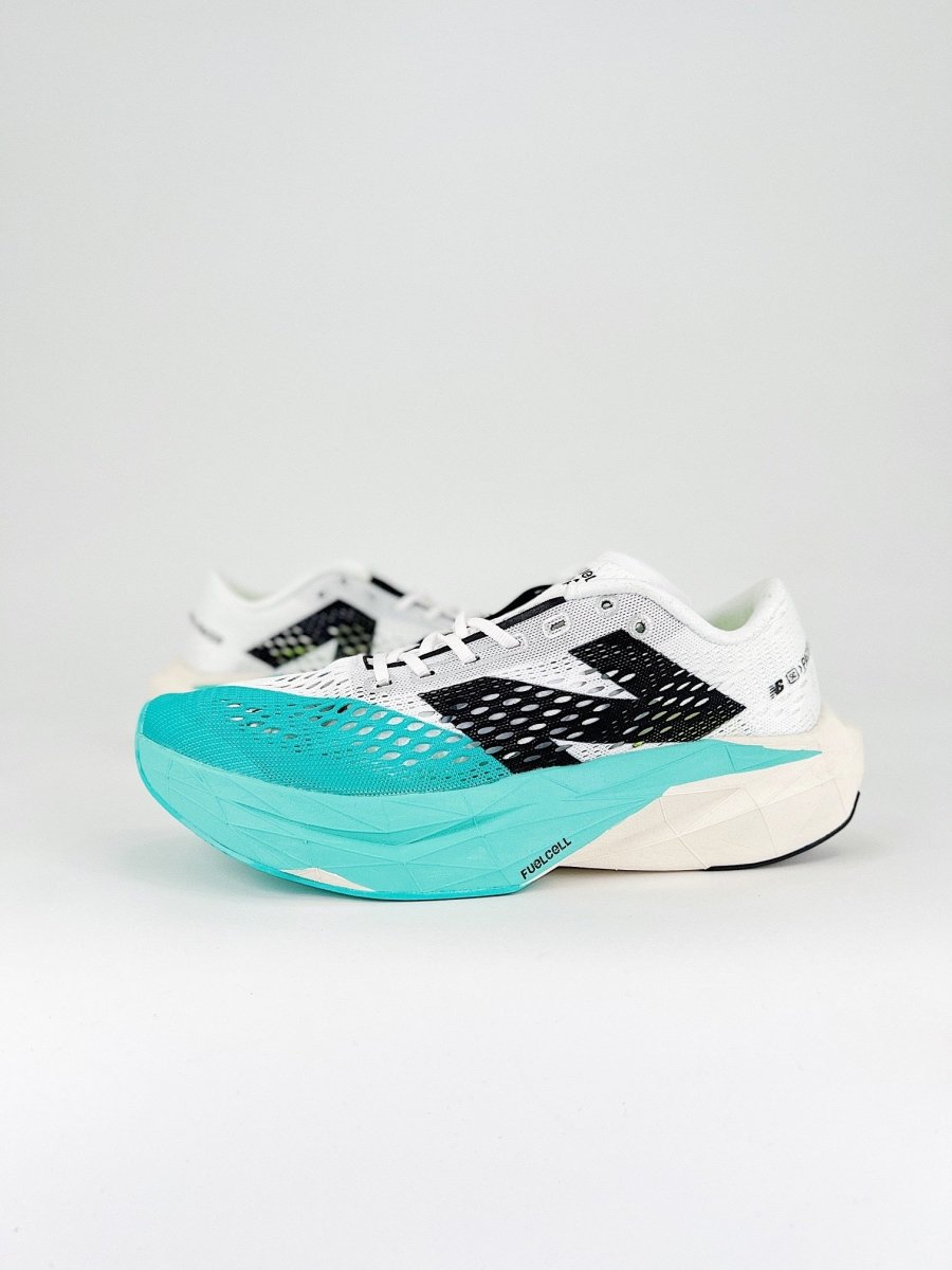 New Balance FuelCell SuperComp Pacer - Royal Feet 2025