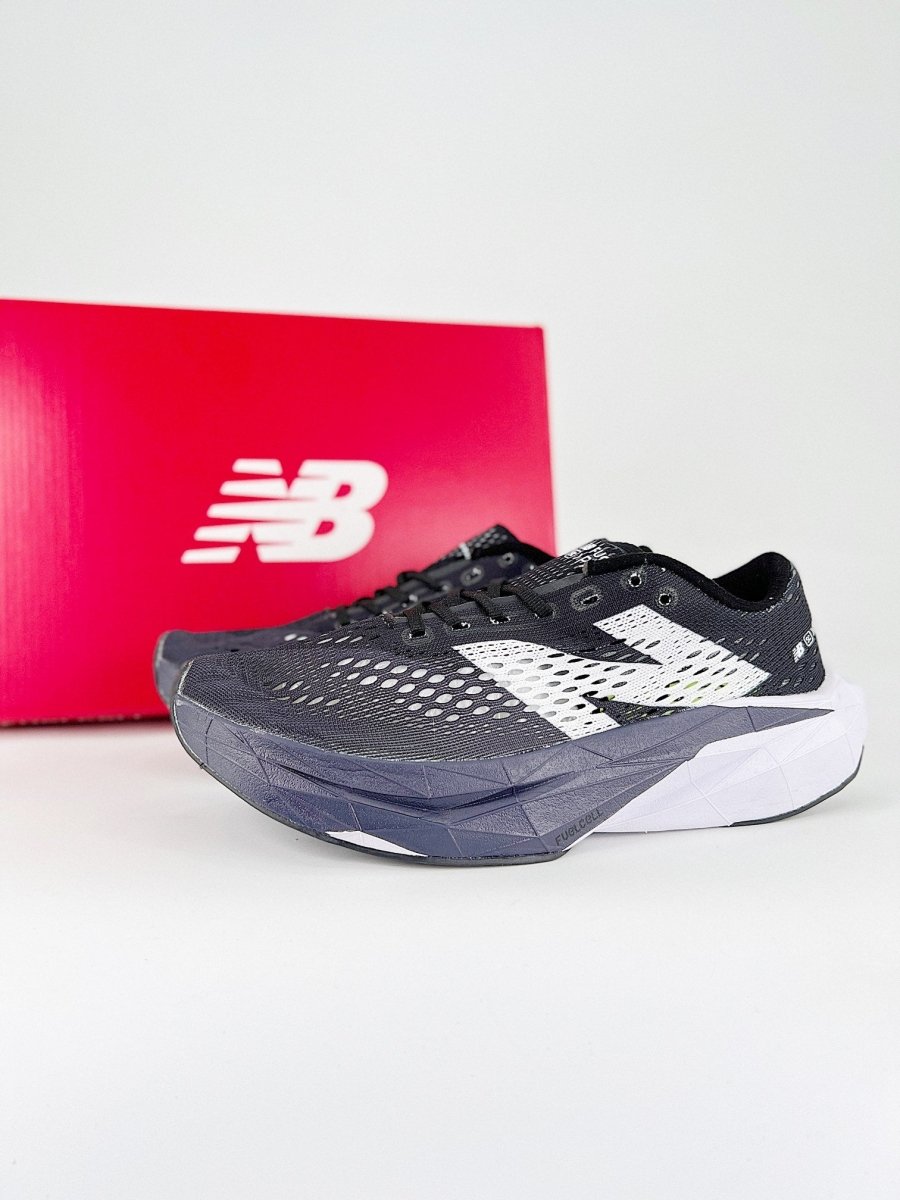 New Balance FuelCell SuperComp Pacer - Royal Feet 2025