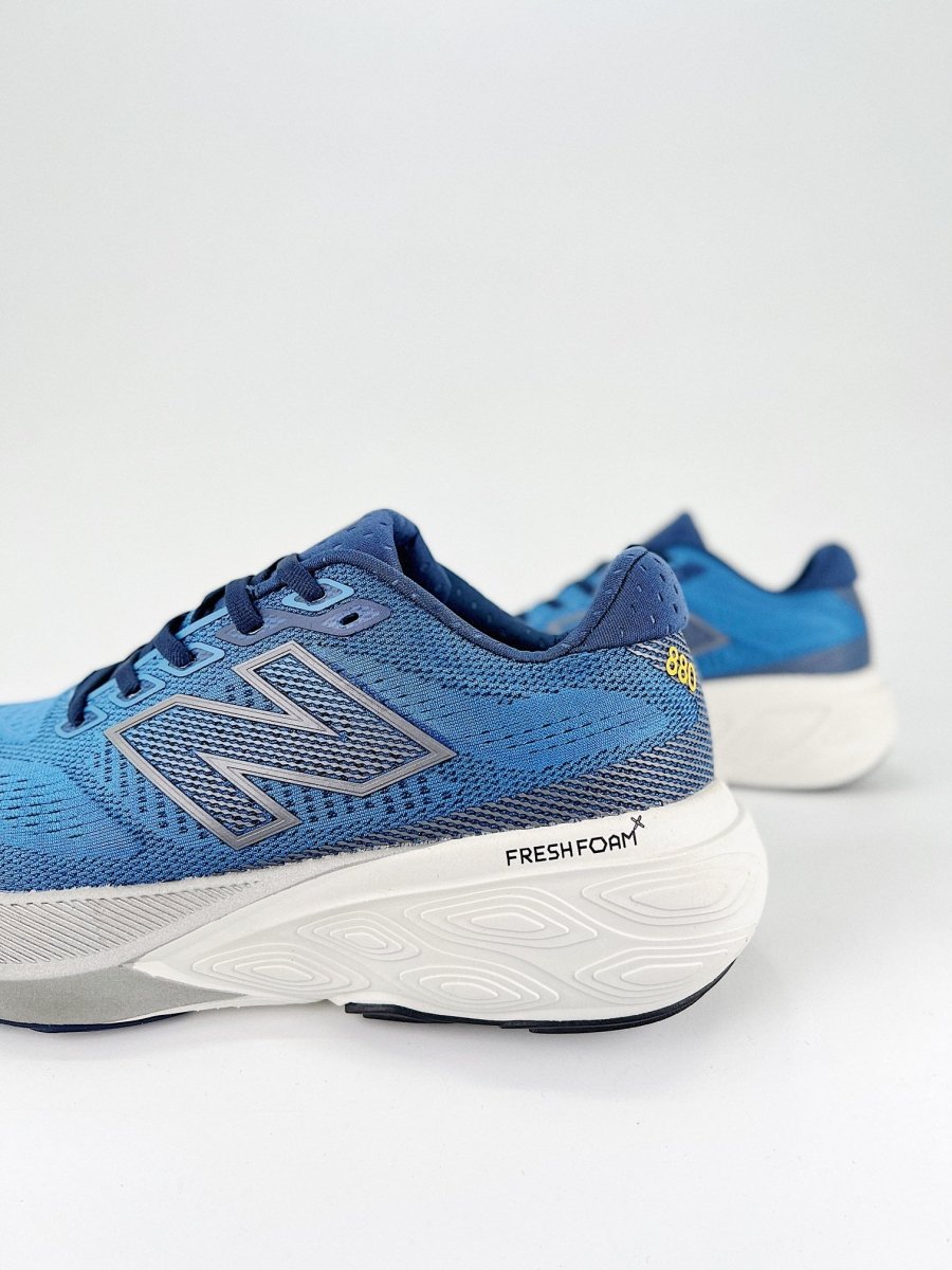 New Balance NB Fresh Foam - Royal Feet 2025