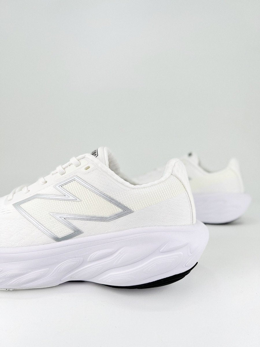 New Balance NB Fresh Foam - Royal Feet 2025