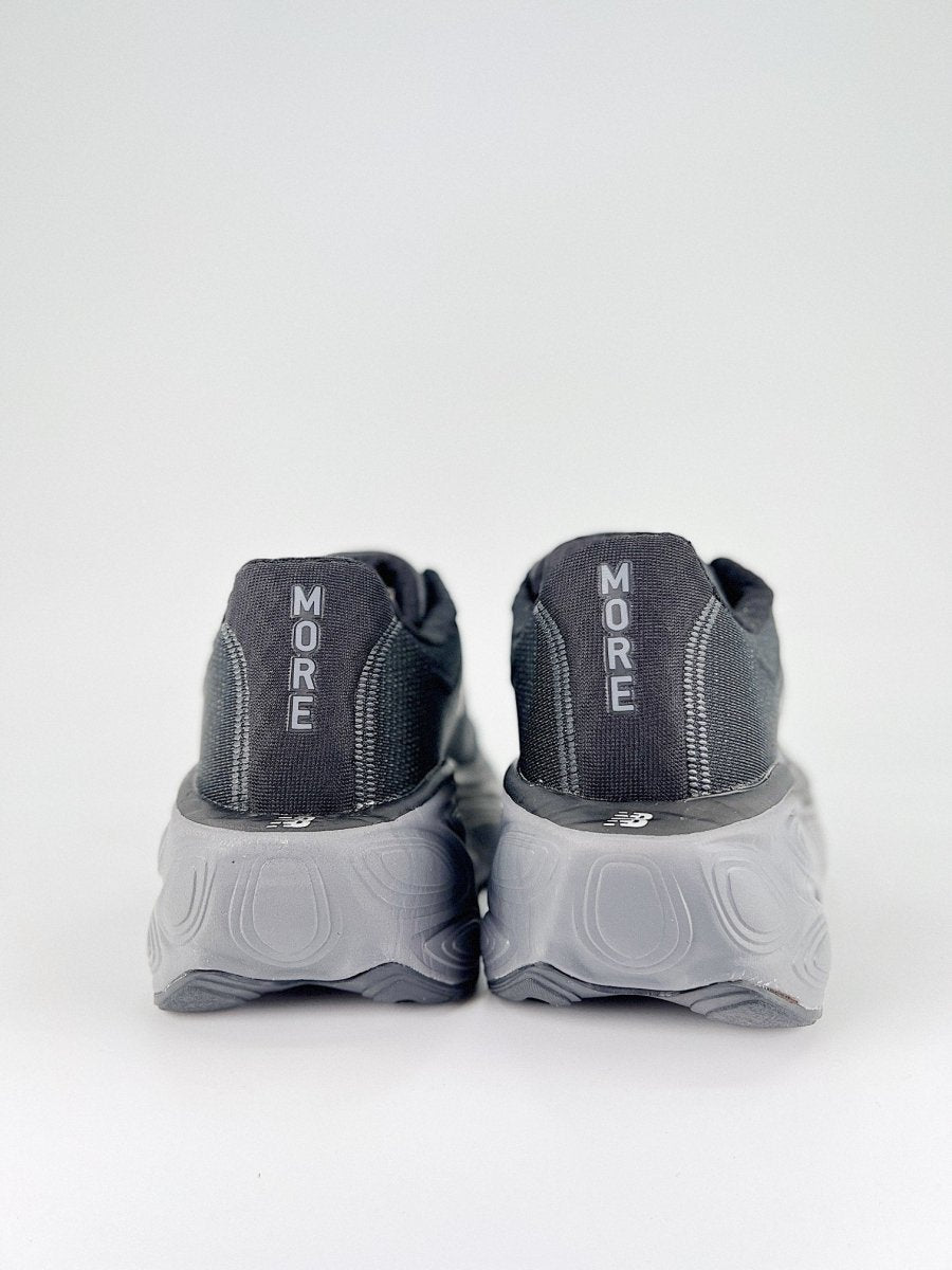 New Balance NB Fresh Foam X More v4 - Royal Feet 2025