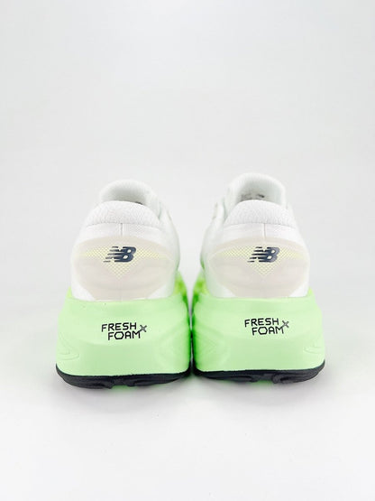 New Balance NB Fresh Foam X More v4 - Royal Feet 2025