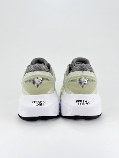 New Balance NB Fresh Foam X More v6 - Royal Feet 2025