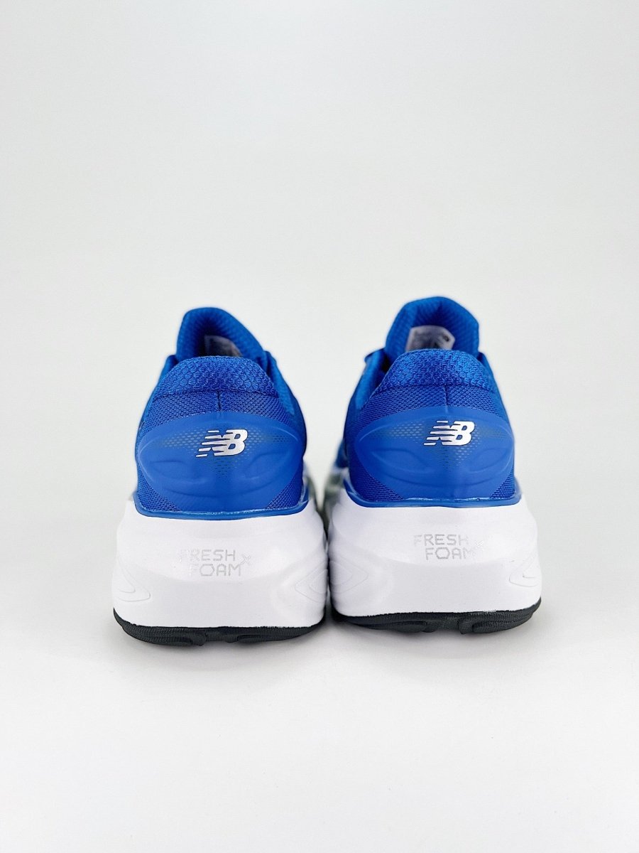 New Balance NB Fresh Foam X More v6 - Royal Feet 2025