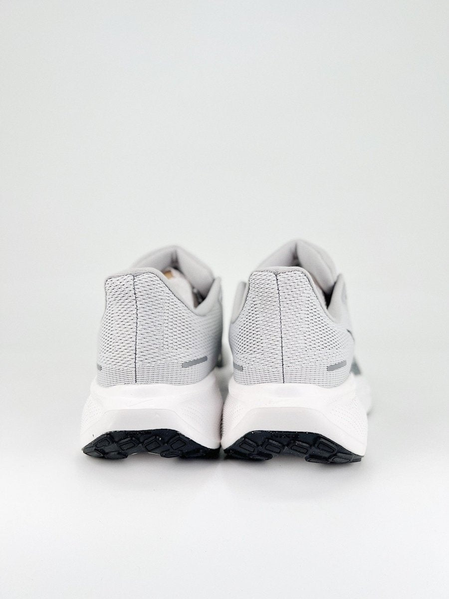 Nike Air Zoom Pegasus - Royal Feet 2025