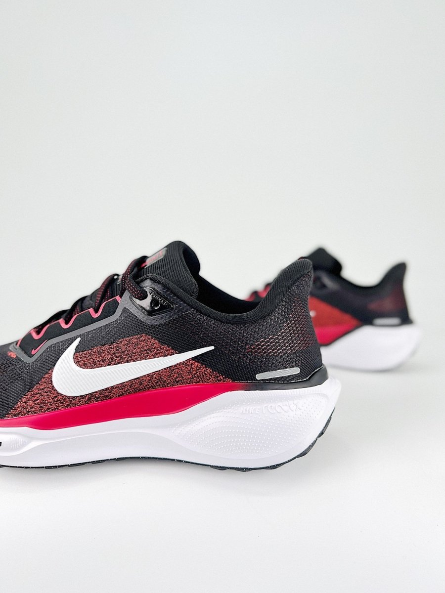 Nike Air Zoom Pegasus 41 - Royal Feet 2025