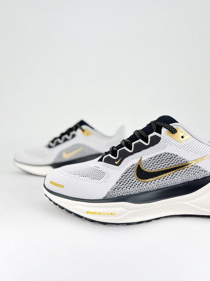 Nike Air Zoom Pegasus 41 - Royal Feet 2025