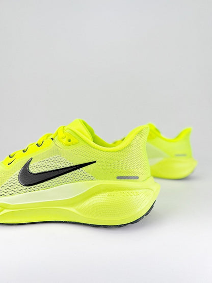 Nike Air Zoom Pegasus 41 - Royal Feet 2025