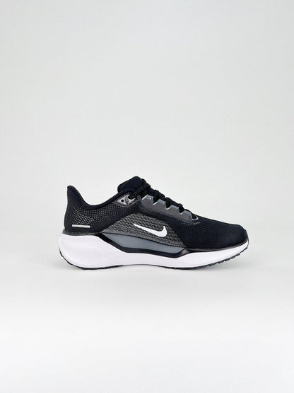 Nike Air Zoom Pegasus 41 - Royal Feet 2025