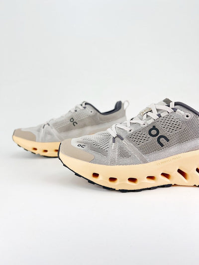 ON Cloud surfer 2 - Royal Feet 2025