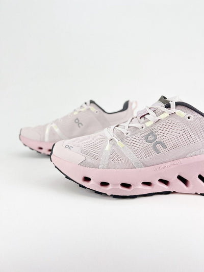 ON Cloud surfer 2 - Royal Feet 2025