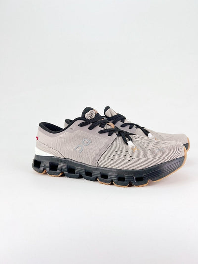 ON Cloud venture LOEWE X 4 - Royal Feet 2025