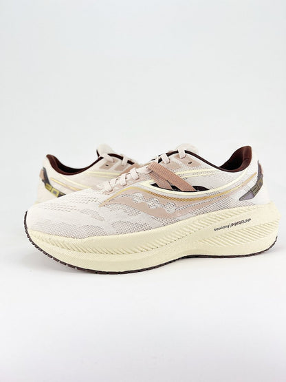 Saucony Triumph 20 - Royal Feet 2025