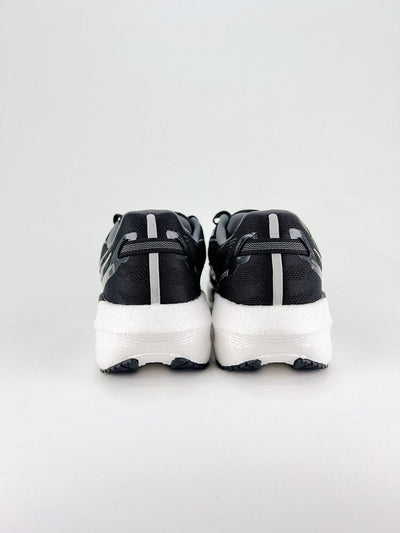 Saucony Triumph 20 - Royal Feet 2025