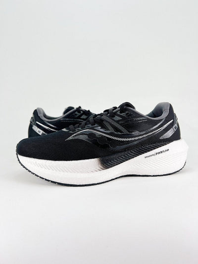 Saucony Triumph 20 - Royal Feet 2025