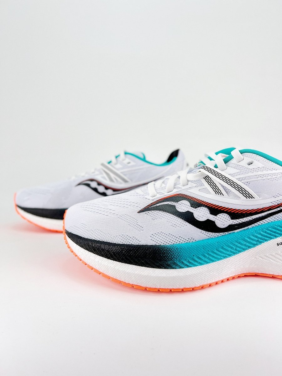 Saucony Triumph 20 - Royal Feet 2025