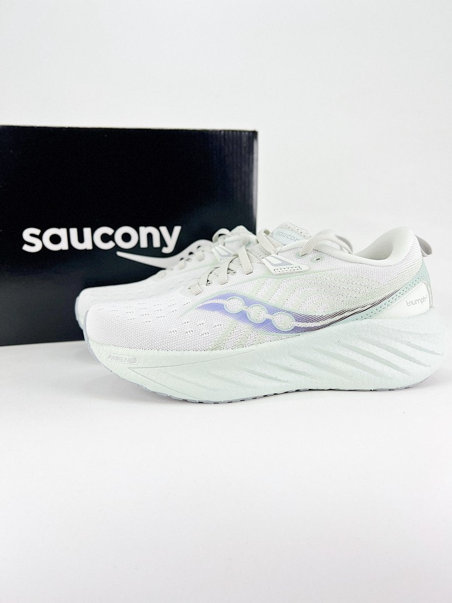 Saucony TRIUMPH 22 - Royal Feet 2025