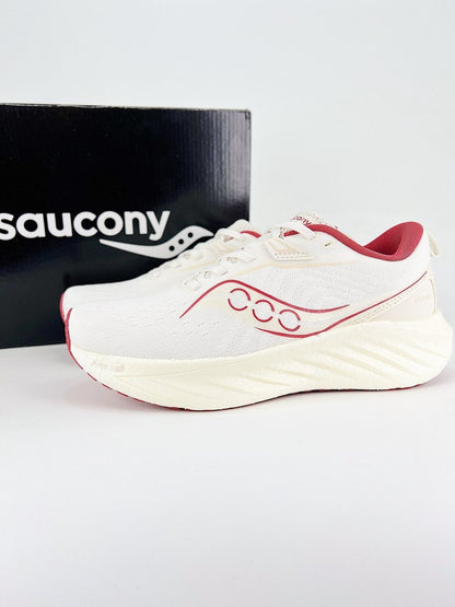 Saucony TRIUMPH 22 - Royal Feet 2025
