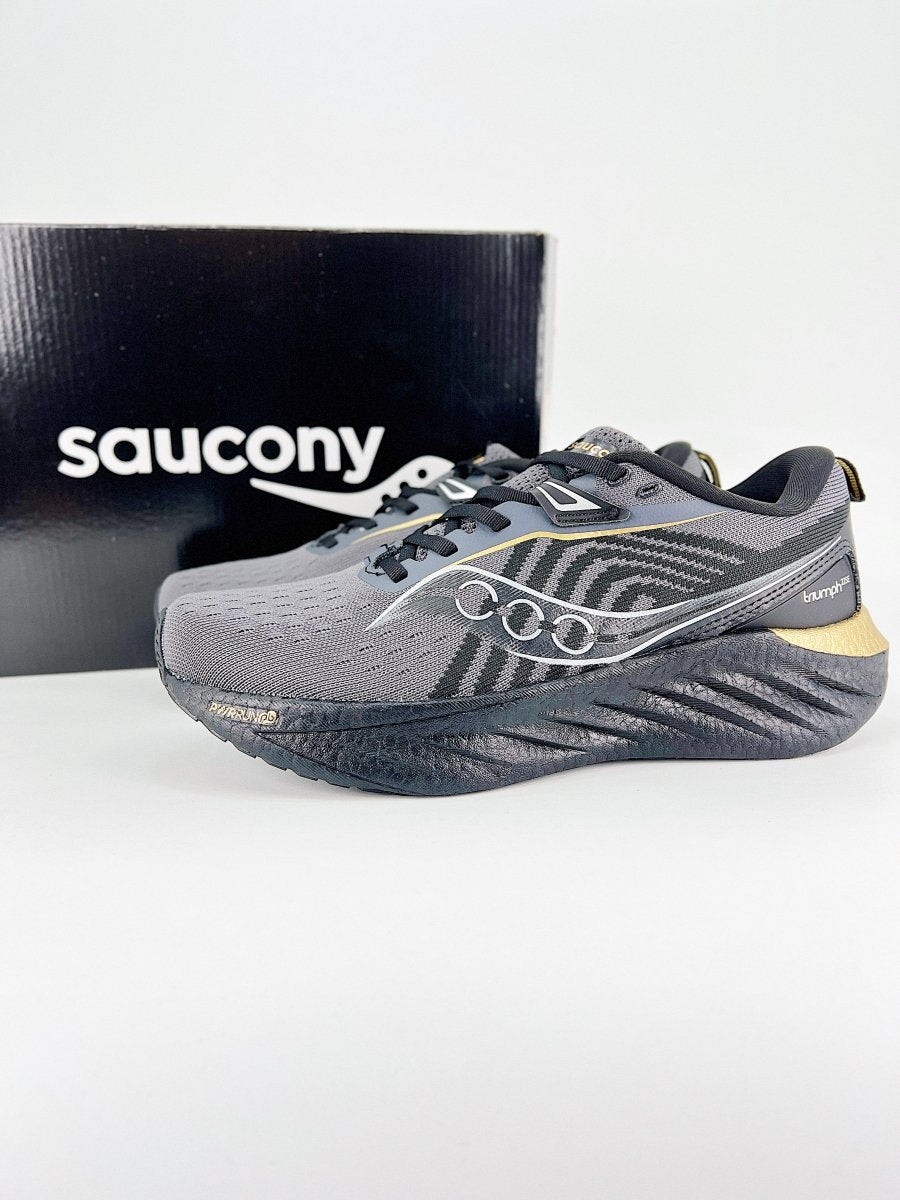 Saucony TRIUMPH 22 - Royal Feet 2025