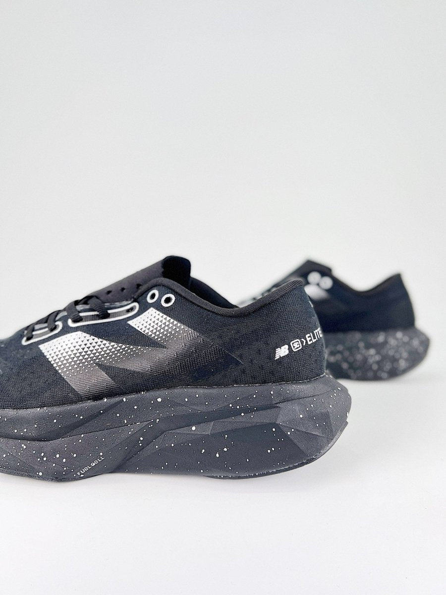 Stone Island x New Balance FuelCell - Royal Feet 2025