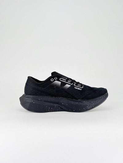 Stone Island x New Balance FuelCell - Royal Feet 2025