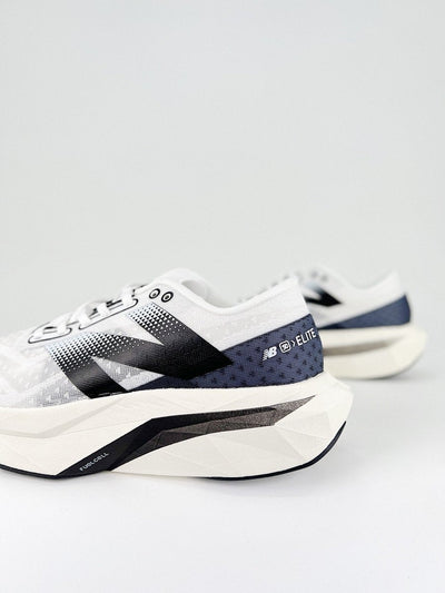 Stone Island x New Balance FuelCell - Royal Feet 2025