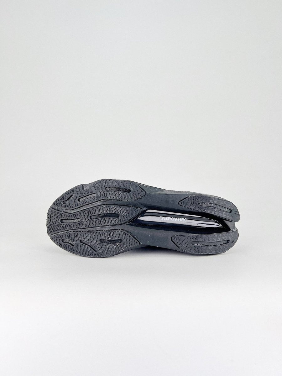 Stone Island x New Balance FuelCell - Royal Feet 2025