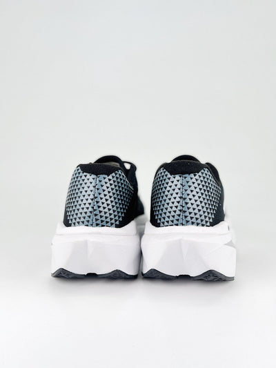 Stone Island x New Balance FuelCell - Royal Feet 2025