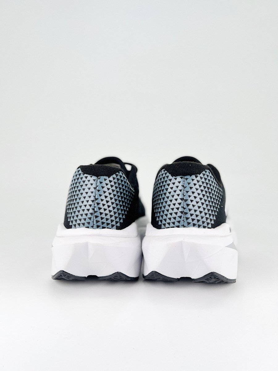 Stone Island x New Balance FuelCell - Royal Feet 2025